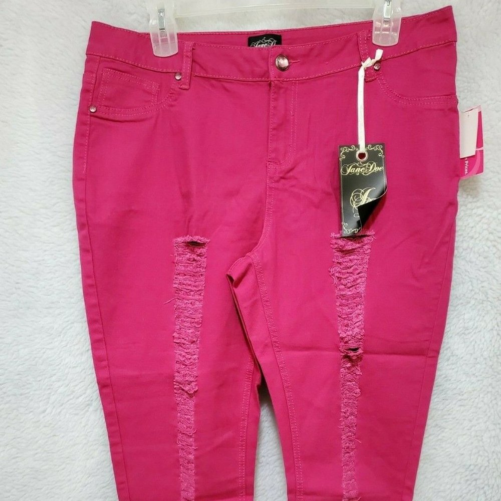 Jane Doe NWT Pink Jean Curvy Capri Pants Size 20